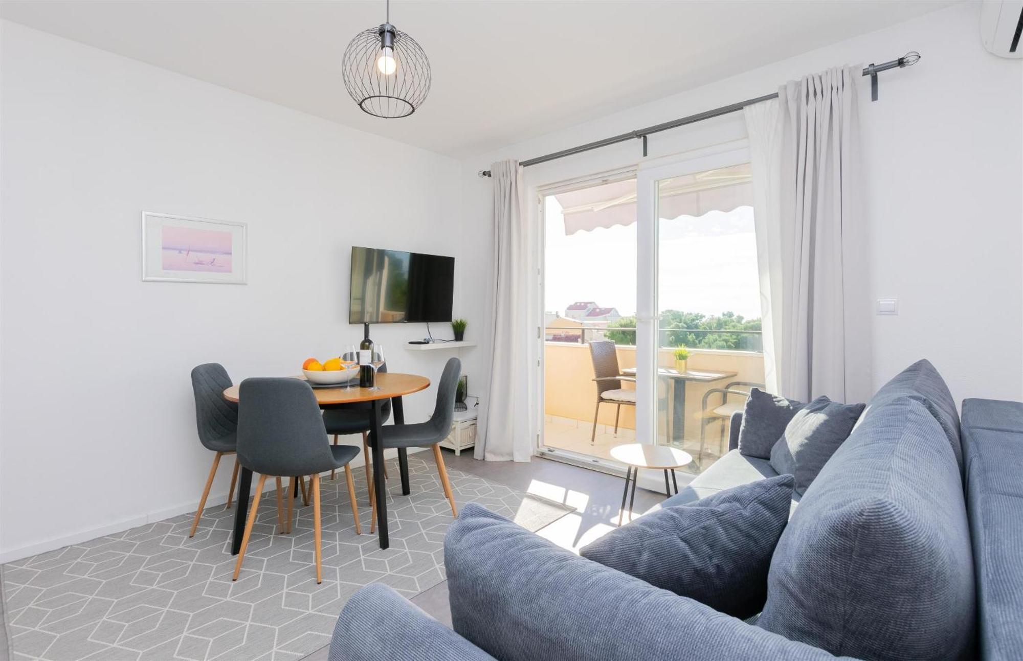 Apartments Marijo Baška Voda Zewnętrze zdjęcie