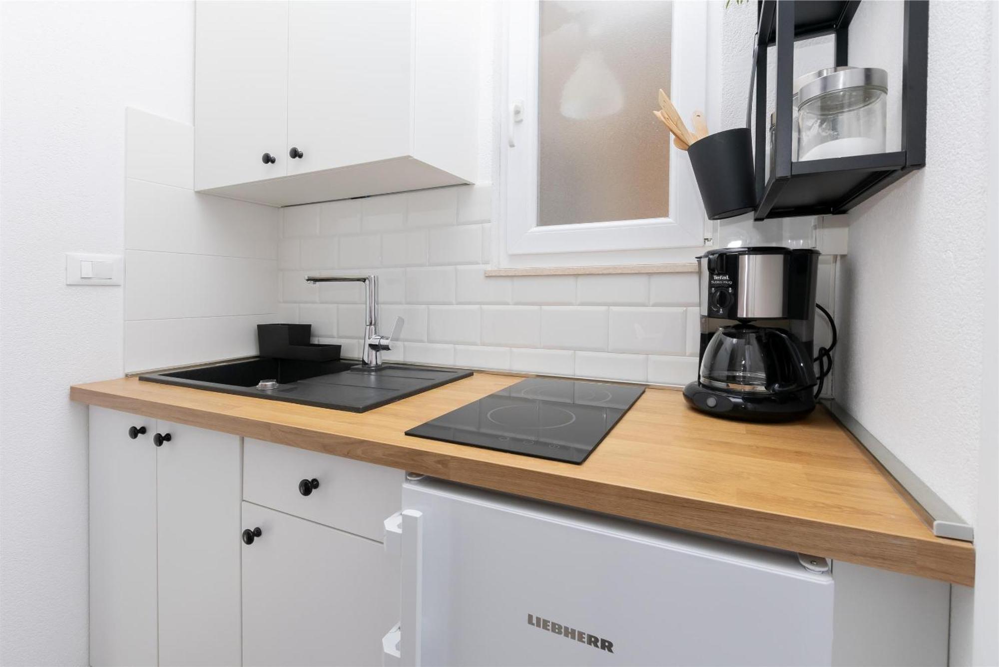 Apartments Marijo Baška Voda Zewnętrze zdjęcie